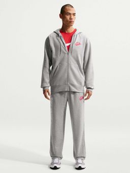 Nike - Sportswear Club