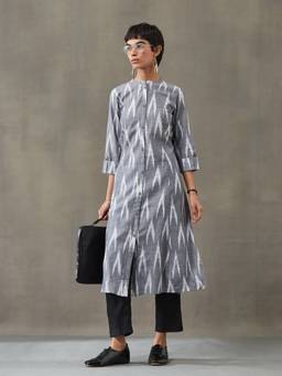 Gahan - Women Cotton Ikat Printed A-Line Grey Kurta