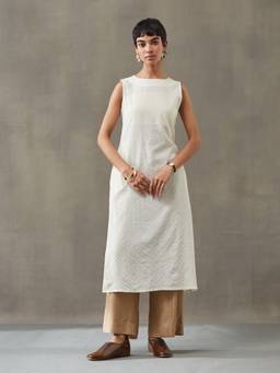 Gahan - Women Cotton Thread Work Straight Kurt