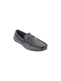 Mochi - Men Light Grey Slip On Casual Loafers