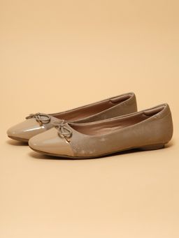 ERIDANI - Women Anette Beige Textured Ballerinas