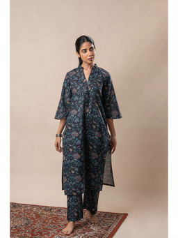 GulaboSitabo - Women's Black Floral Printed Kurta