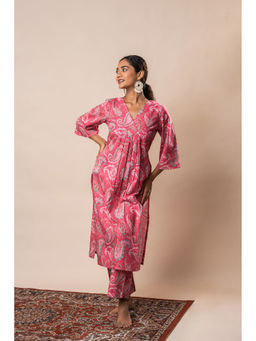 GulaboSitabo - Women's Pink Paisley Printed Kurta