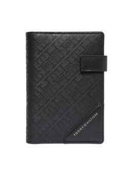 Tommy Hilfiger - Men Lothian RFID Protection Leather Passport Holder - Black
