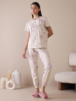 Sweet Dreams - Women Printed T-Shirt and Pyjama