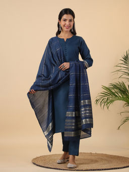 Janasya - Women Teal Blue Cotton Blend Solid Straight Kurta With Pant & Dupatta