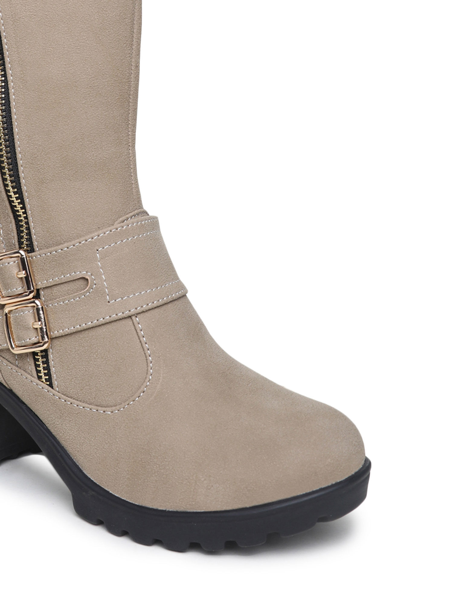 VALIOSAA Casual Boots : Buy VALIOSAA 