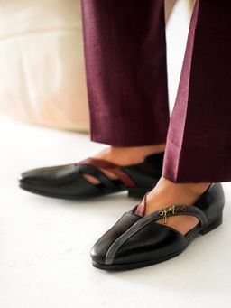 Jatin Malik - V Strap Caligae