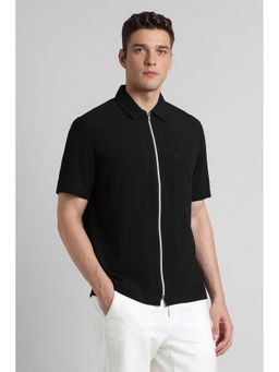 Simon Carter - Black Shirt