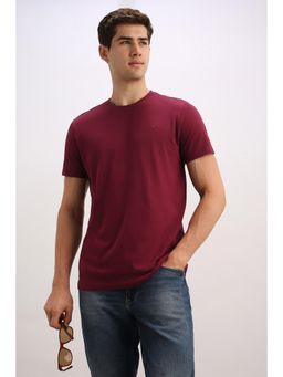 Allen Solly - Men Maroon Solid Crew Neck T-shirt