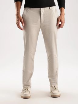 Calvin Klein - Men Cream Slim Fit Solid Mid Rise Trouser