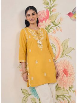 Lakshita - Yellow Cotton Blend Embroidered Kurti