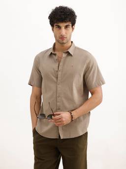 WROGN - Brown Solid Slim Fit Half Sleeve Shirt