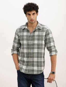 WROGN - Green Regular Fit Checkered Full Sleeve Shirt