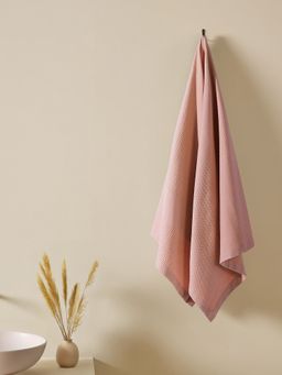 Haus & Kinder - Maple Waffle Solid Pink Bath Towel (L)