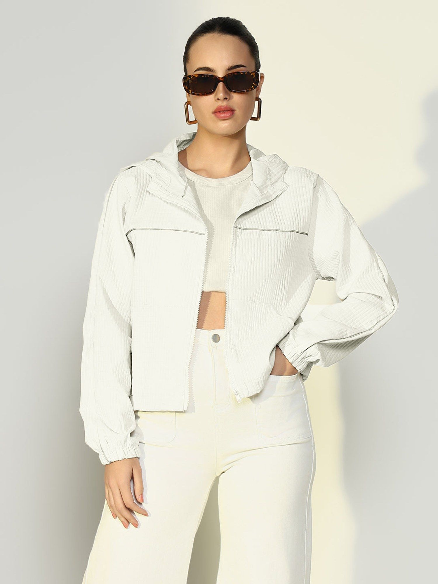 showoffff Women's White Solid Bomber Jacket-picture-43