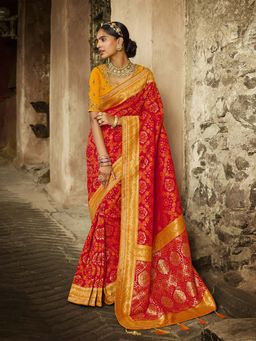 Odette - Women Maroon Jacquard Woven Design Saree with Unstitched Blouse