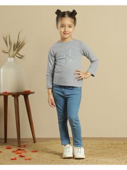 Miyo - Girls Grey Typography Full Sleeve Cotton T-Shirt