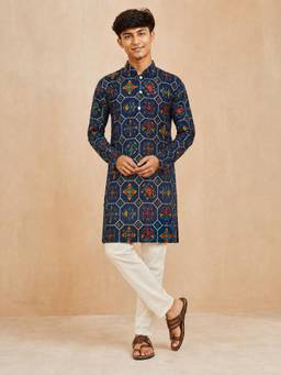 Vastramay - Navy Blue Rayon Printed Knee Length Kurta and Pyjama