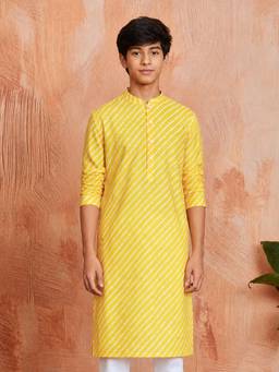 Vastramay - Yellow Cotton Striped Knee Length Kurta