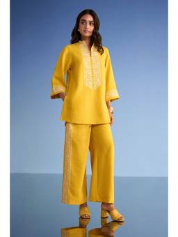 dash and dot - Yellow Embroidered Linen-Textured Pant