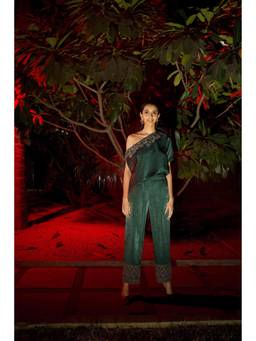 dash and dot - Green Embroidered Cuff Pant