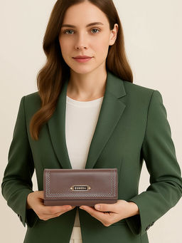 ESBEDA - Brown Color Classic Stitch Wallet For Women