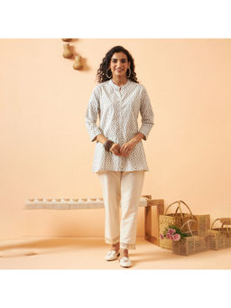 Aravalii - Cream and Blue Zig Zag Top