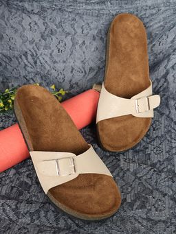 MOZAFIA - Womens Beige Round Toe Sandals