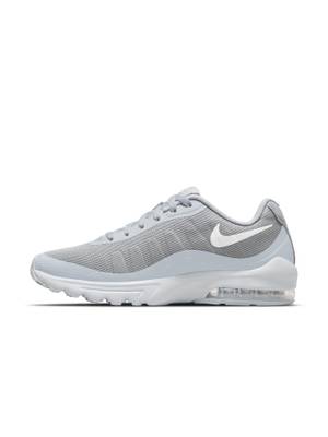 Nike Men's Air Max Invigor Sneakers - Image 1