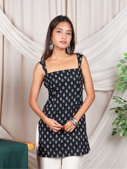 NISHORAMA - Nitara Wide Shoulder Strap Kurti