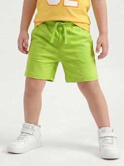 United Colors of Benetton - Green Regular Fit Mid Rise Solid Shorts