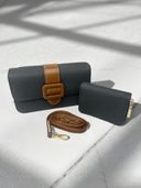 Black color option, Currently selected