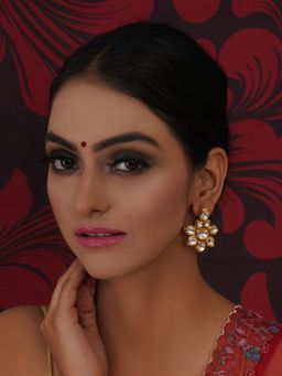 Ruby Raang Studio - Kundan Flower Earrings