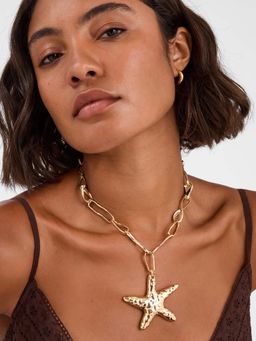 Accessorize London - Gold Chunky Starfish Statement Necklace