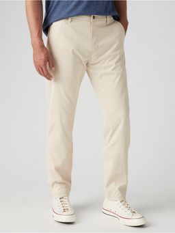 Levi's - Men Cream Slim Fit Chinos