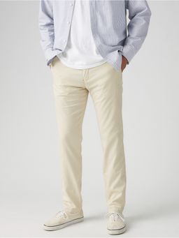 Levi's - Men Cream Regular Fit Chinos