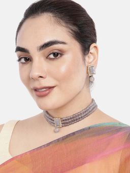 Peora - Gold Plated Kundan Pearl Dangling Chandbali Earrings Maangtikka Jewellery Set