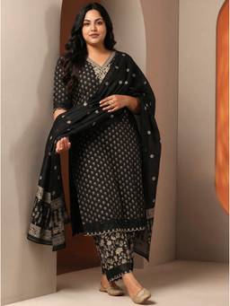 Extra love by Libas - Black Printed Straight Kurta With Palazzo And Dupatta