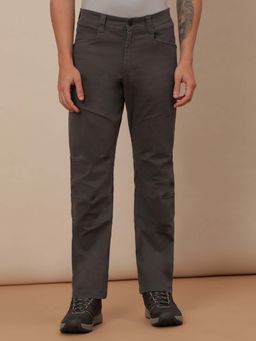 Wrangler - Men Grey Mid Rise Straight Fit Trouser