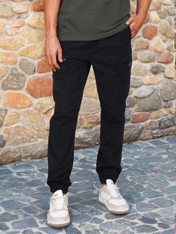 Wrangler - Men Black Mid Rise Slim Fit Trouser