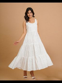 KAKOI - White Lilly Dress