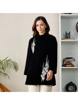 First Resort by Ramola Bachchan - Women Black Abstract Motif Hand Embroidered Velvet Jacket