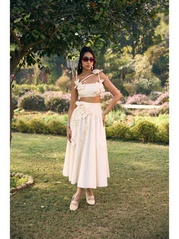 Lea Clothing - Sharla White 3D Flowers Crop Top