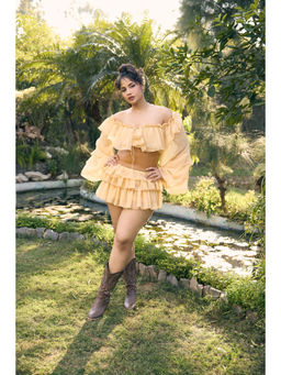 Lea Clothing - Eileen Tan Frill Top with Leather Belt