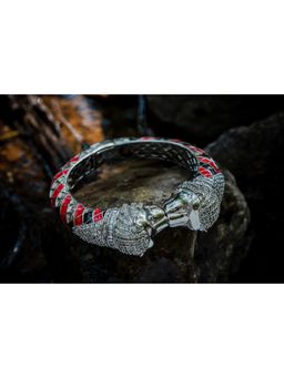 VIVINIA By Vidhi Mehra - Silver Plated Red Womens Kada