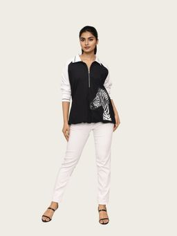 Richaa Goenka - Black Cotton Embroidered Top