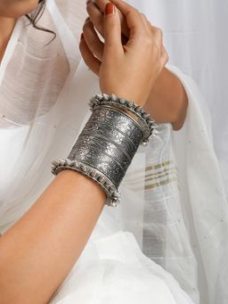 Teejh - Suhasi Stacked Bracelet (Set Of 3)