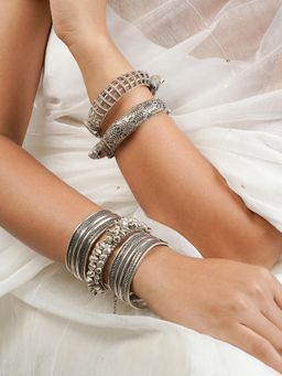 Teejh - Reyani Stacked Bracelet (Set Of 5)