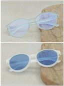 Off White color option